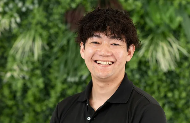 第二支部店長 外山拓都